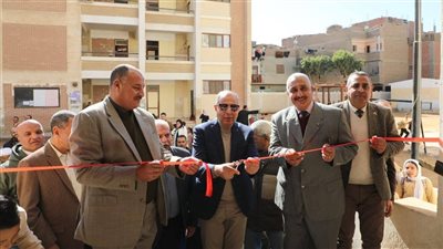 محافظ المنيا يفتتح توسعات مدرسة قلبا الابتدائية المشتركة بملوي 