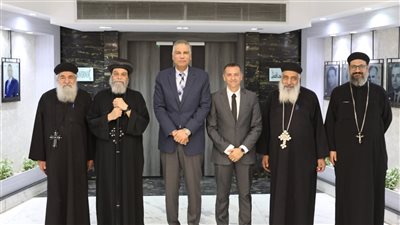 أسوان تستعد لحدث تاريخي.. المحافظ ينسق مع الكنيسة لاستقبال البابا تواضروس الثاني