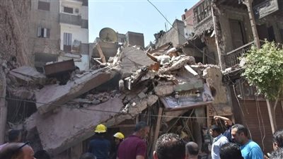 فصل الغاز الطبيعي بمحيط انهيار عقار مكون من 5 طوابق بإمبابة