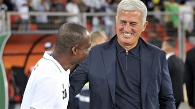 مدرب الجزائر: تركيزنا حاليا على الحاضر.. ونتائج الجولة الأولى بكأس الأمم تؤكد صعوبة المنافسة