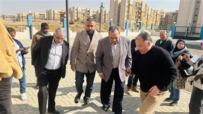 جانب من تسليم المبني الجديد     