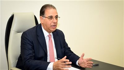 الخارجية تدعو لتأسيس قاعدة بيانات للتواصل مع العلماء المصريين بالخارج