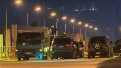 محمد إمام ينجو من إصابة خلال تصوير مسلسل الكينج.. ويطمئن جمهوره: عاملين مشاهد أكشن عالمية