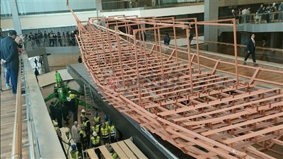 الصور الأولى لإعادة تركيب مركب خوفو الثانية أمام الجمهور بالمتحف المصري الكبير