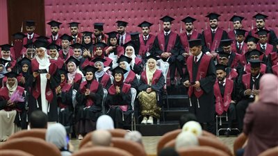  حفل تخرج للطلاب الوافدين