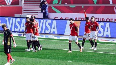كيف تناولت الصحف العالمية قيادة صلاح للفراعنة للتأهل لثمن نهائي أمم إفريقيا؟