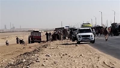 تصادم سيارتين نقل على طريق الشيخ فضل في المنيا