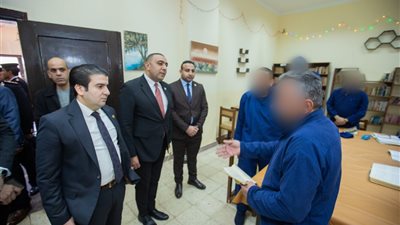 النيابة العامة تُجري تفتيشًا لمركز إصلاح وتأهيل المنيا 3 | صور