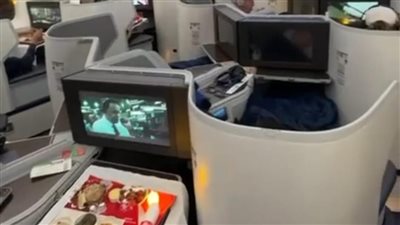 مصر للطيران تحتفل بأعياد الكريسماس في رحلاتها الجوية