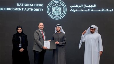 الإمارات تختار مدير صندوق مكافحة الإدمان بمصر رئيسًا لخبراء تطوير مادة الأمن والسلامة بالمناهج التعليمية