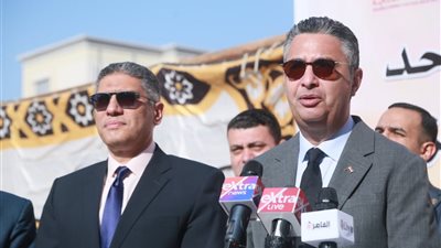 وزير التموين يفتتح سوق اليوم الواحد في فيصل لتوفير السلع بأسعار مناسبة