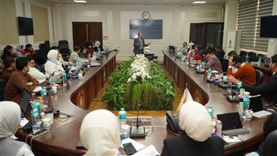 وزارة العمل: تنمية مهارات الشباب ببرنامج سفراء العمل باستخدام أحدث أدوات الذكاء الصناعي 