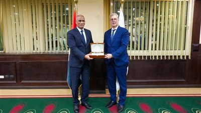 وزير البترول يكرم رئيس القابضة للبتروكيماويات السابق.. ويهنئ علاء الدين عبد الفتاح بتوليه رئاسة الشركة