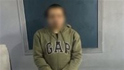 التحقيق مع المتهم بالترويج لبيع سلاح ناري عبر مواقع التواصل الاجتماعي في الجيزة