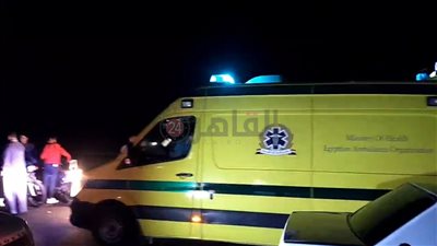 حالتهم خطيرة.. إصابة 3 شباب إثر حادث انقلاب موتوسيكل على صحراوي قنا