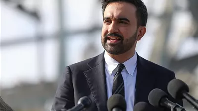 زهران ممداني يصنع التاريخ كأول رئيس بلدية لنيويورك يؤدي اليمين الدستورية على القرآن الكريم