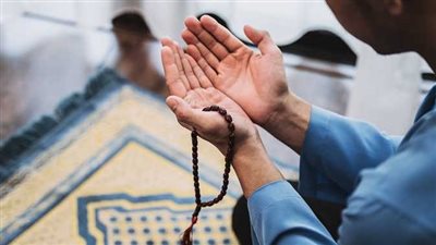 دعاء بداية سنة جديدة.. اللهم اجعله عام الفرح والرزق والرضا