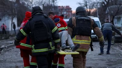 مقتل وإصابة أكثر من 70 شخصًا إثر هجوم مسيرات أوكرانية على فندق ومقهى في خيرسون