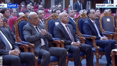 رئيس الوزراء يستعرض أعمال تطوير مصنع سيماف