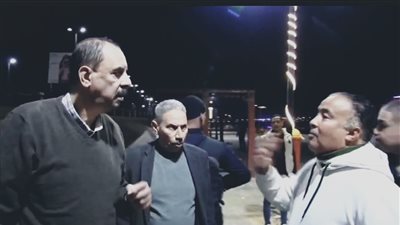 أول أيام العام الجديد.. محافظ سوهاج يحذر المسؤول عن ممشى الكورنيش الشرقي: لو خدت جنيه من الناس همشيك