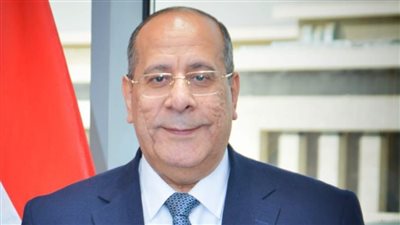 رئيس القابضة للصناعات الغذائية في حوار لـ القاهرة 24: لا توجد أزمة زيت في مصر.. ونورد للبطاقات التموينية 65 مليون كيس سكر و60 مليون زجاجة زيت شهريًا