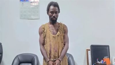 اسمه الحقيقي إيفانز.. شرطة غانا تلقي القبض على مدّعي النبوة إيبو نوح 