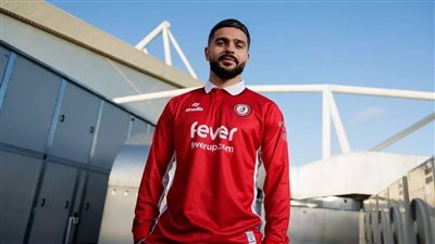 عودة للملاعب الإنجليزية.. بريستول سيتي يعلن تعاقده مع سام مرسي