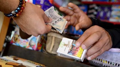 ارتفاع في أسعار السجائر يصل لـ 15 جنيها.. والشعبة: التاجر بيلعب بالمستهلك 