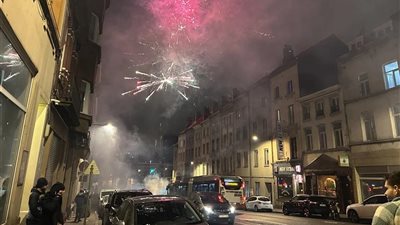 ليلة رأس السنة تتحول إلى فوضى في هولندا بسبب الألعاب النارية