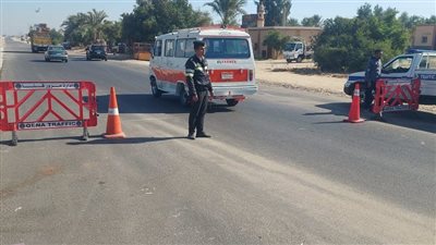 ضبط 25 مخالفة سرعة بالطريق الصحراوي الغربي في نجع حمادي بقنا