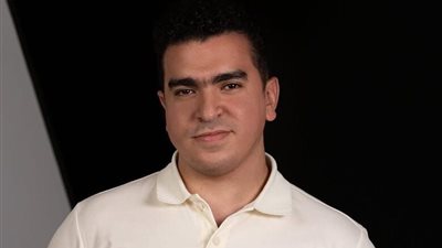 وفاة مصمم الجرافيك أحمد دولا بعد أزمة صحية مفاجئة