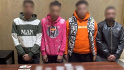 القبض على 4 أشخاص بحوزتهم كروت دعائية لصالح مرشح برلماني بالهرم