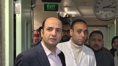 الرعاية الصحية تعرض الصغير آدم على 4 استشاريين متخصصين بعد عقره من كلب ضال ببورسعيد