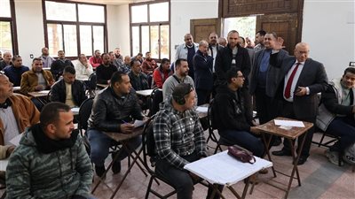 رئيس مياه القاهرة يتابع اختبارات تسويات العاملين الحاصلين على مؤهلات أعلى