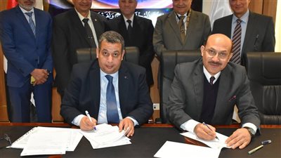 بمشاركة 6 دول.. رئيس جامعة السادات يوقّع مشروعًا بحثيًا لإدارة الموارد المائية بالذكاء الاصطناعي