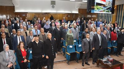 محافظ القليوبية يترأس اجتماع المجلس التنفيذي ويشدّد على الجاهزية للامتحانات