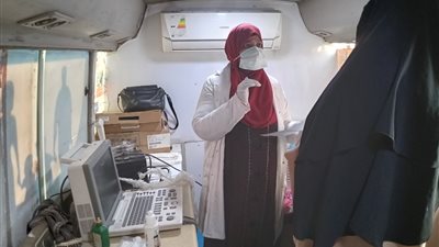 محافظ بني سويف يشدد على استمرار القوافل الطبية بعد تقديم 3845 خدمة مجانية بقرية سدمنت الجبل