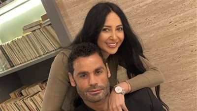 مصدر: أصدقاء عبد المنصف وإيمان الزيدي يعلمون بزواجهما.. وهما اتفقا على السرية