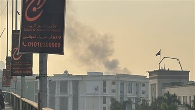 تصاعد أدخنة كثيفة بوسط البلد.. والحماية المدنية تدفع بسيارات إطفاء