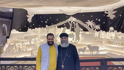 بأيادي 30 شابًا وفتاة.. كنيسة الملاك ميخائيل بالأقصر تتزين بأضخم بانوراما 