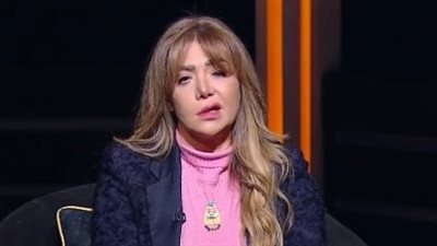 لقاء سويدان ردًا على انتقادات ظهورها بعد إصابتها بالعصب السابع: بقالي 41 سنة في الفن ولا أسعى للتريند