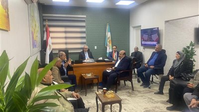 نائب رئيس هيئة المجتمعات العمرانية يوجه بسرعة الانتهاء من ملفات تقنين الأراضي بمدينة سفنكس الجديدة