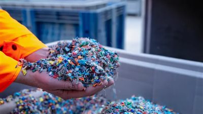 أبرزها العلكة.. مصادر غير شائعة للبلاستيك تضر صحتك