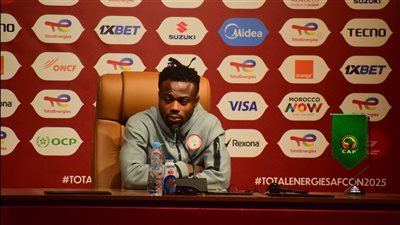 موسيس سيمون لاعب نيجيريا: ندرك تماما صعوبة مواجهة الجزائر.. وليس لدينا أي دافع للانتقام