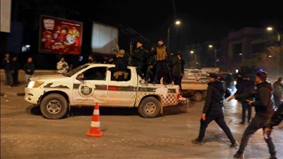 تصعيد عسكري ونزوح الآلاف.. هل تتحول حلب إلى ساحة حرب مفتوحة بين قسد وحكومة دمشق؟