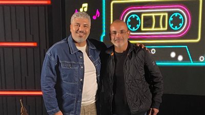 أيمن بهجت قمر: تنازلت عن أجري في تتر إمام الدعاة.. والكتابة عالجتني نفسيا