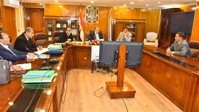 محافظ أسيوط يترأس لجنة اختيار قيادات جديدة بمديرية الزراعة وفق معايير الكفاءة