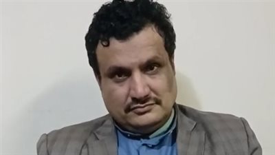 تسبب في شلل نصفي.. مواطن يمني يستغيث من تعرض نجله لخطأ طبي داخل مركز شهير بالمهندسين