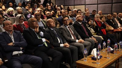 وزير الثقافة يشهد ندوة وحفل إطلاق كتاب «المعادي.. لمحات من تاريخ وتراث الضاحية الخضراء» 