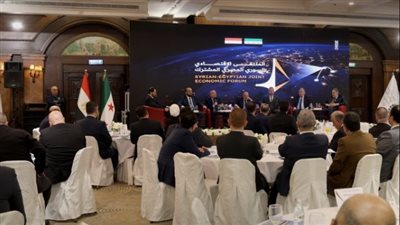 بمشاركة اتحادي غرف التجارة.. انطلاق الملتقى الاقتصادي السوري المصري المشترك بدمشق